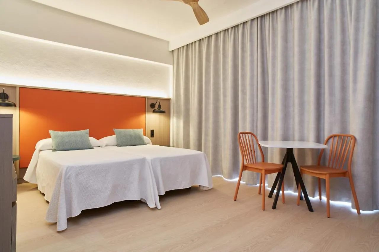 Excelsior Estudios & Apartamentos San Antonio  Apartment