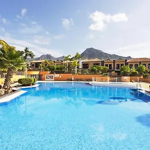 https://villa-esclusiva-in-costa-adeje.tenerifehoteles.net